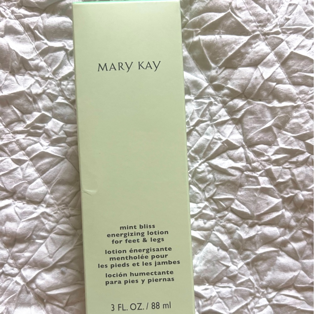 Marg Kay mint bliss energizing lotion for legs and feet